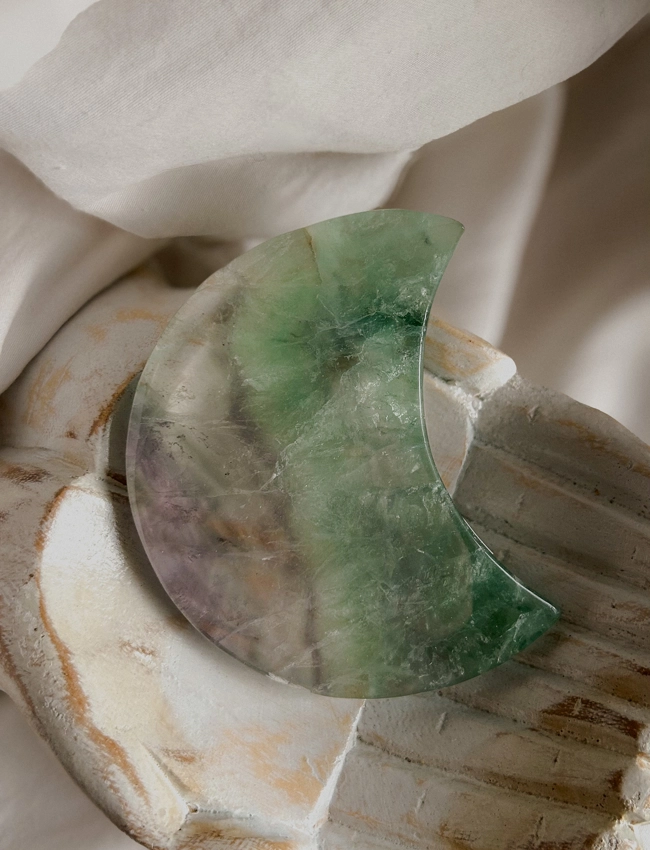 luna in Fluorite Arcobaleno